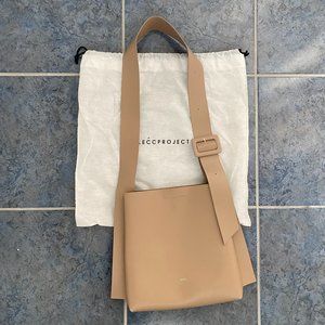 Lecc Project ARC Small Bucket bag
